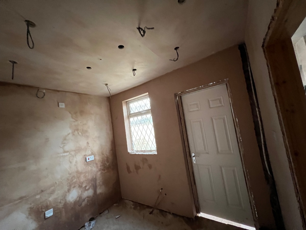 Painter and Decorator: Image 4